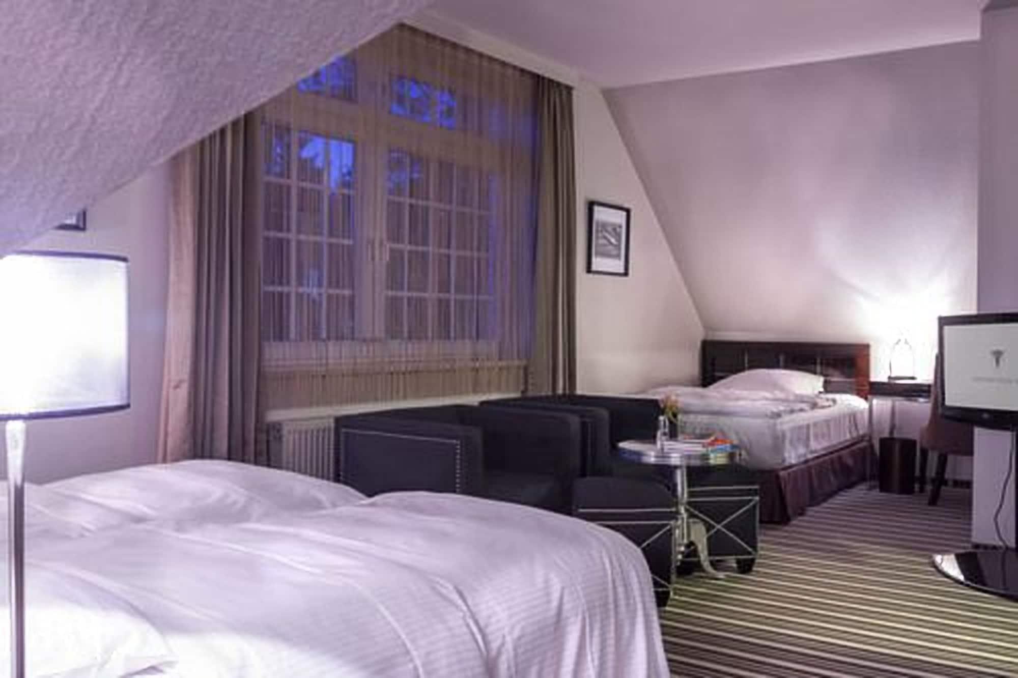 Boutique Hotel Poppenbuetteler Hof Hamburg Zewnętrze zdjęcie