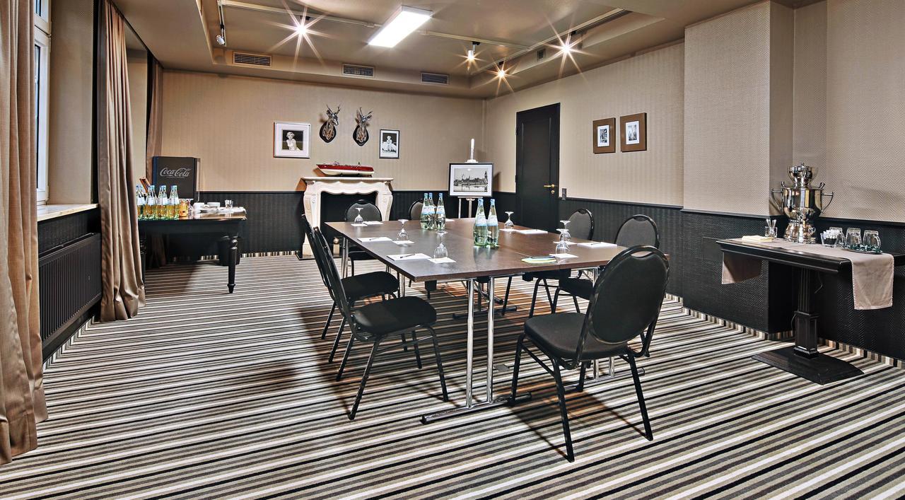 Boutique Hotel Poppenbuetteler Hof Hamburg Zewnętrze zdjęcie